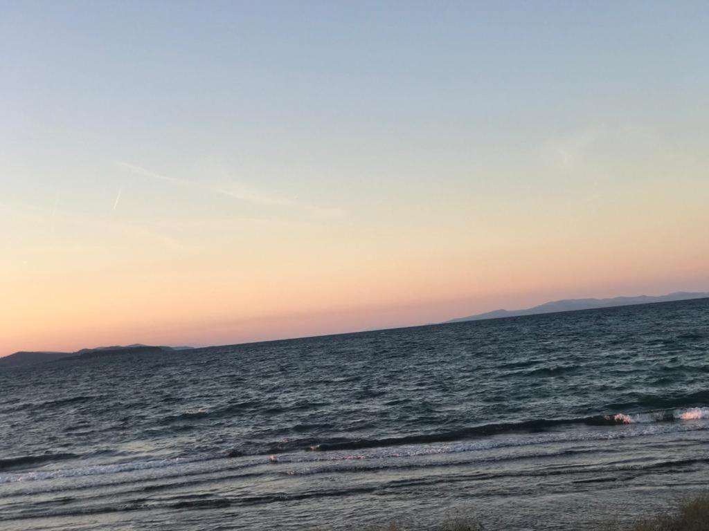 Comfort Suites Urla Izmir Bagian luar foto